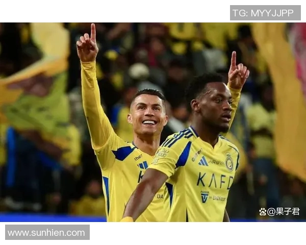 6月出生的篮球与足球巨星盘点:从C罗到詹姆斯的精彩人生与职业成就 6月出生的篮球与足球巨星盘点:从C罗到詹姆斯的精彩人生与职业成就